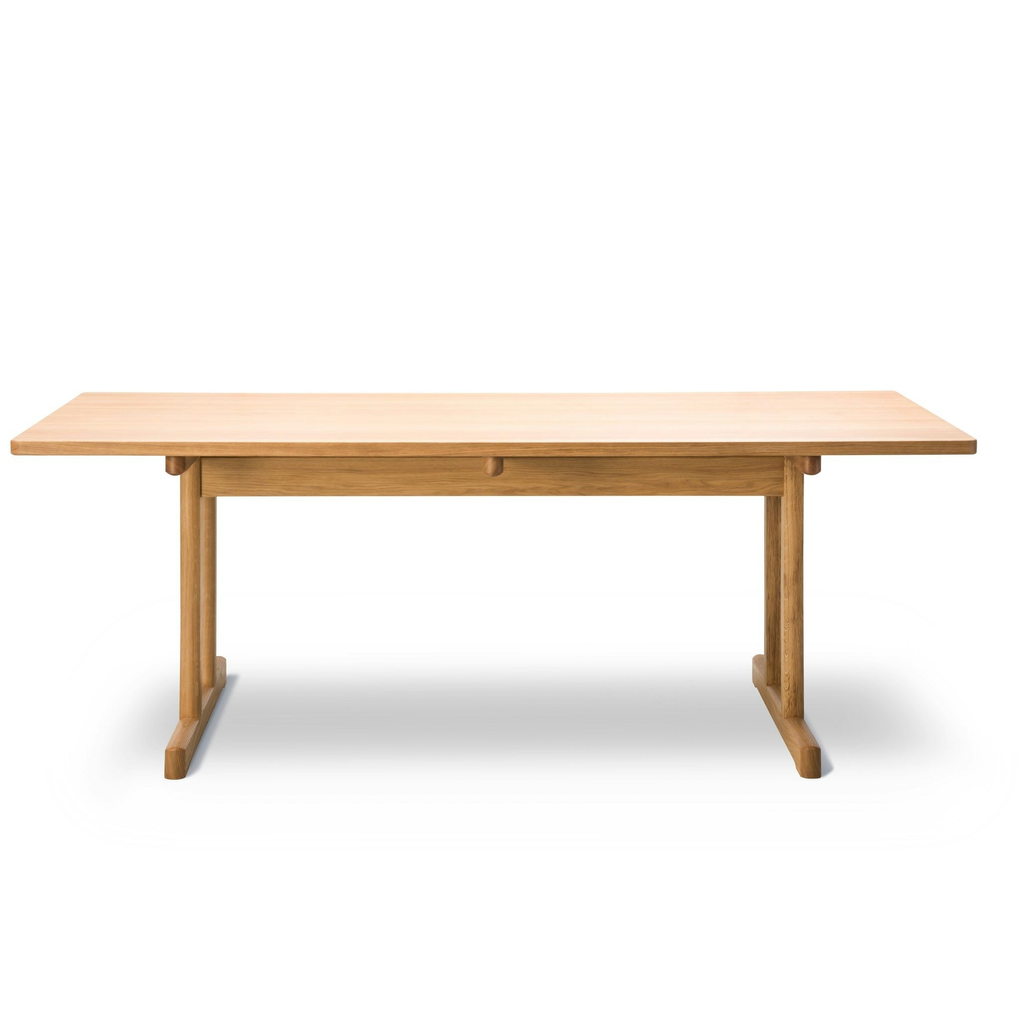 6286 Dining Table by Fredericia