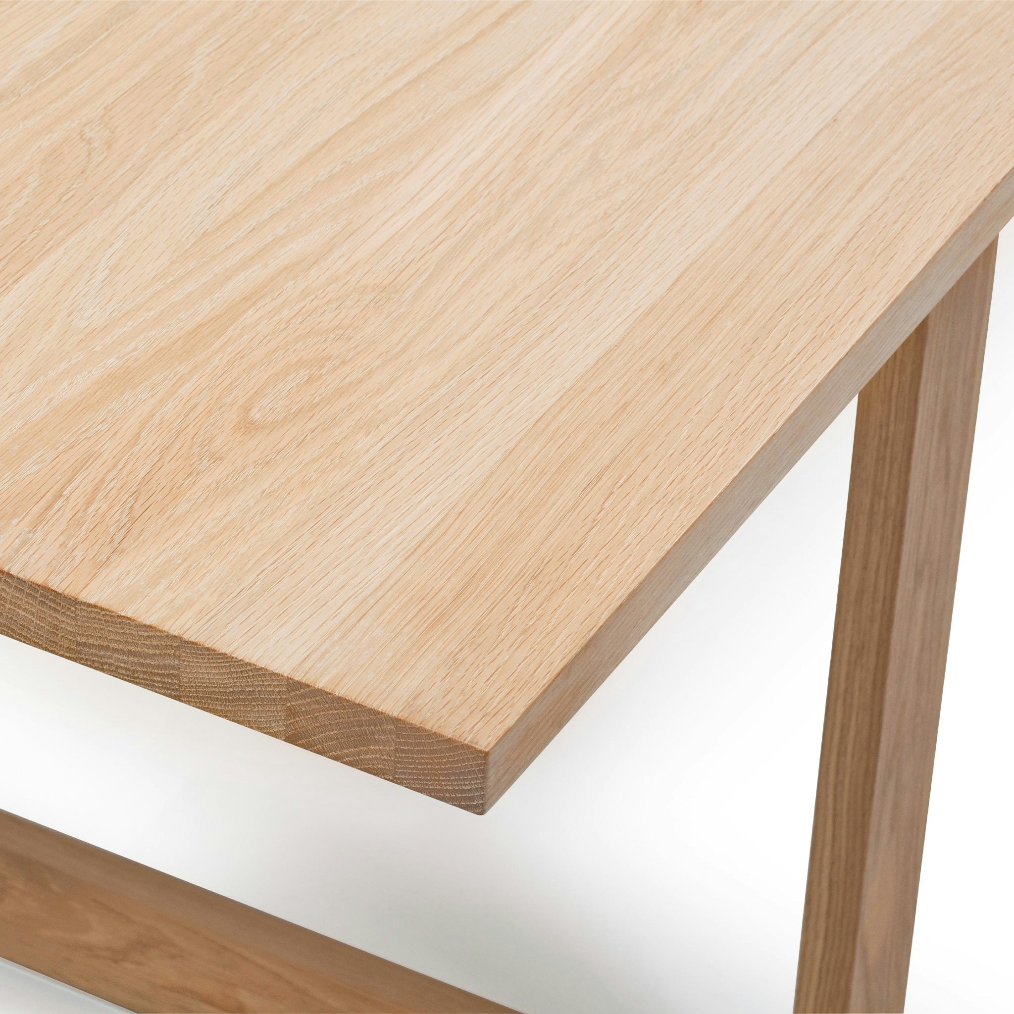 Essay Table by Fritz Hansen