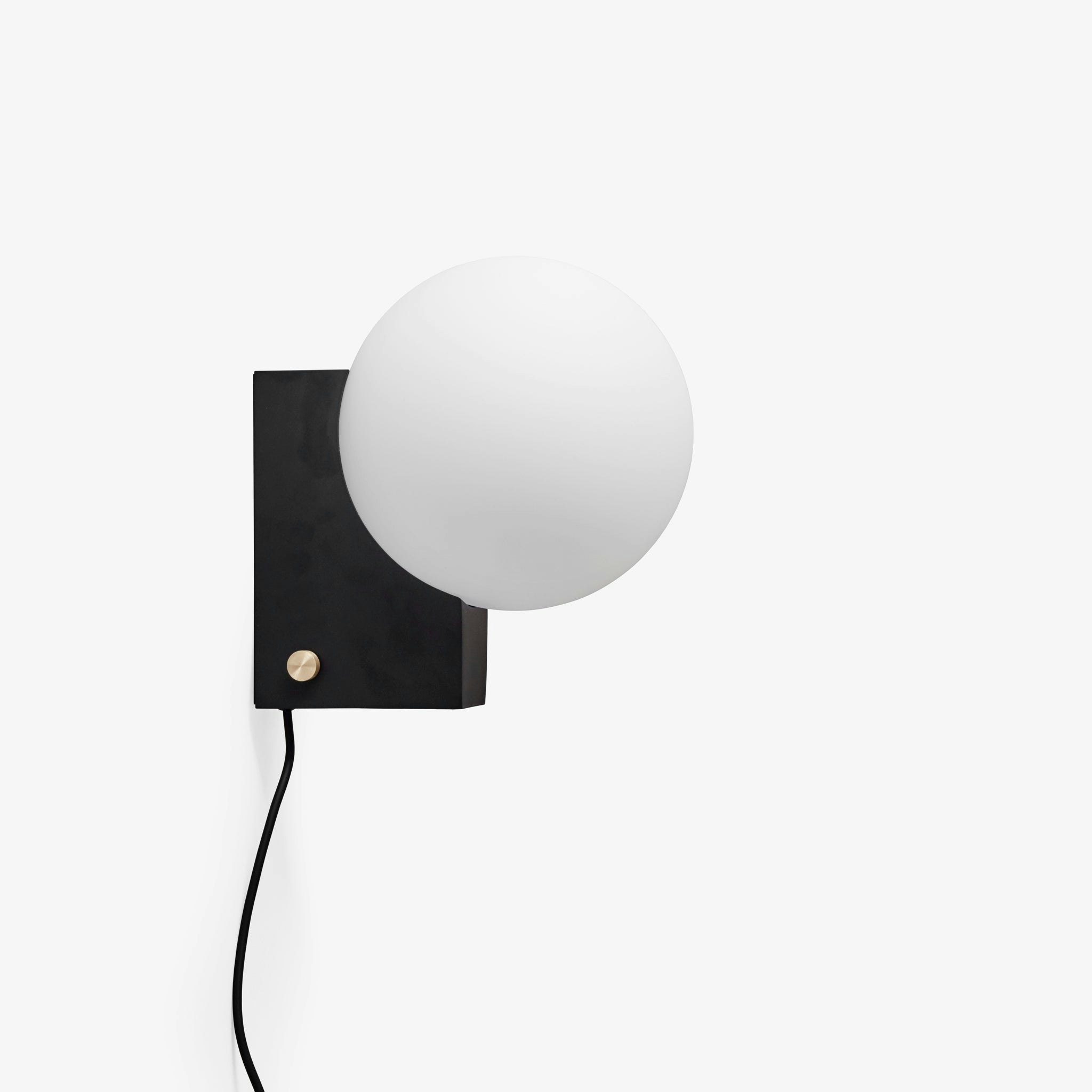 Journey SHY1 Wall Light by &Tradition