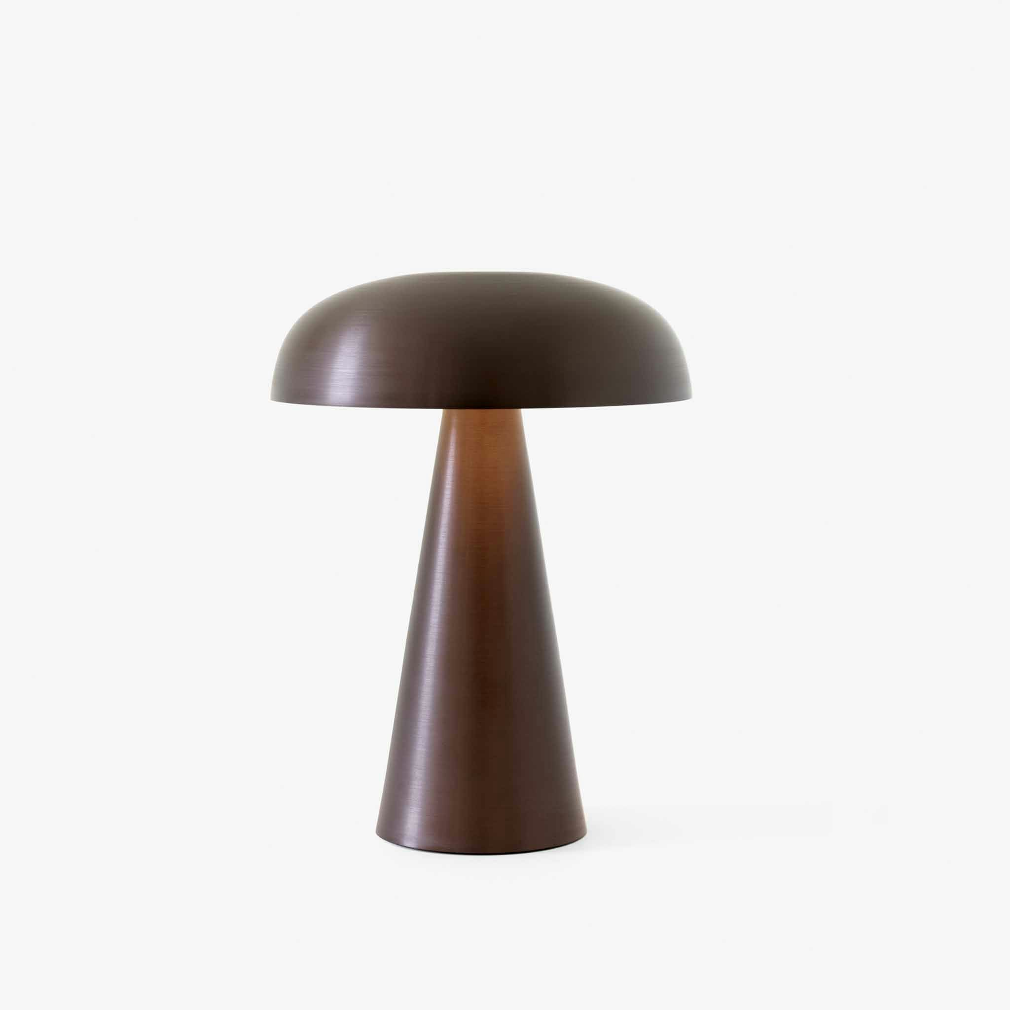 Como SC53 Table Lamp By &Tradition
